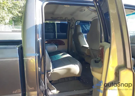 2003 Ford F-250 Lariat/Xl/Xlt from USA, damaged, VIN 1FTNW21P03ED62882